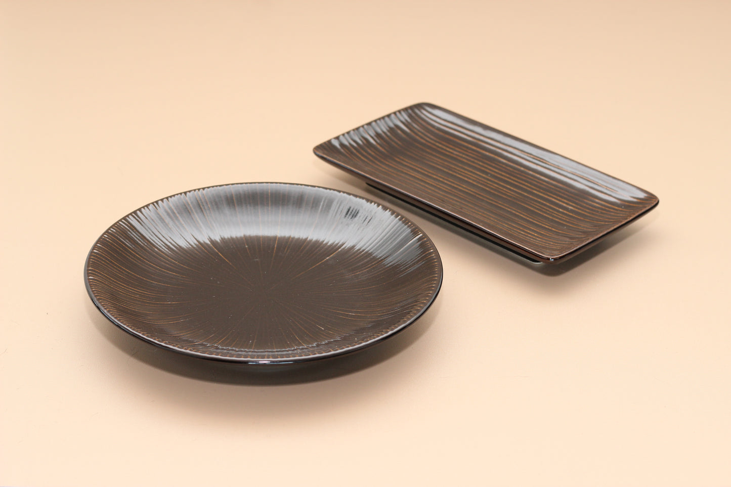 Showa Seito | Negoro | KURO-TENMOKU Plate