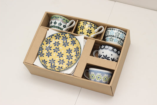 Table Talk Presents | Floral Pattern Japanese Ceramic Afternoon Tea Set (a set of 10)