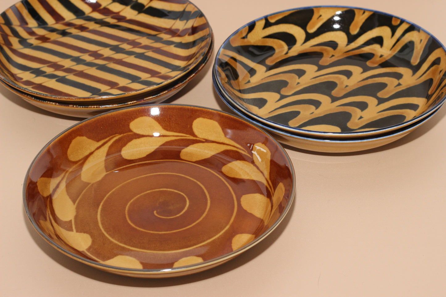 Table Talk Presents | Slipware Plates Box (Set of 5)