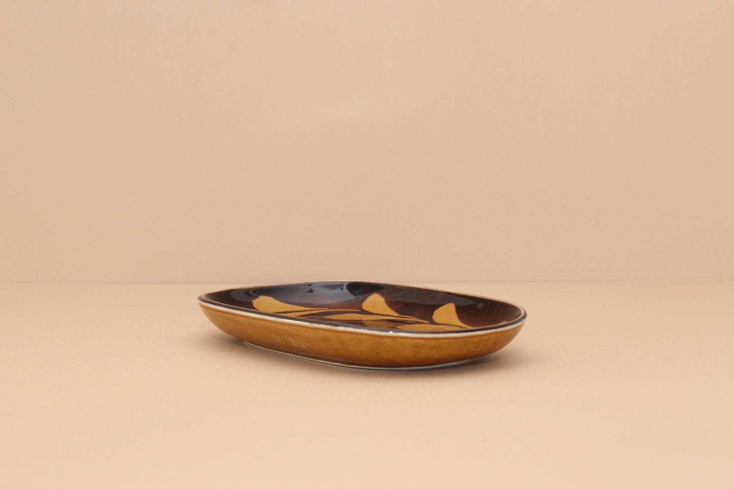 Table Talk Presents | Slipware Oval Plates Box (Set of 5)